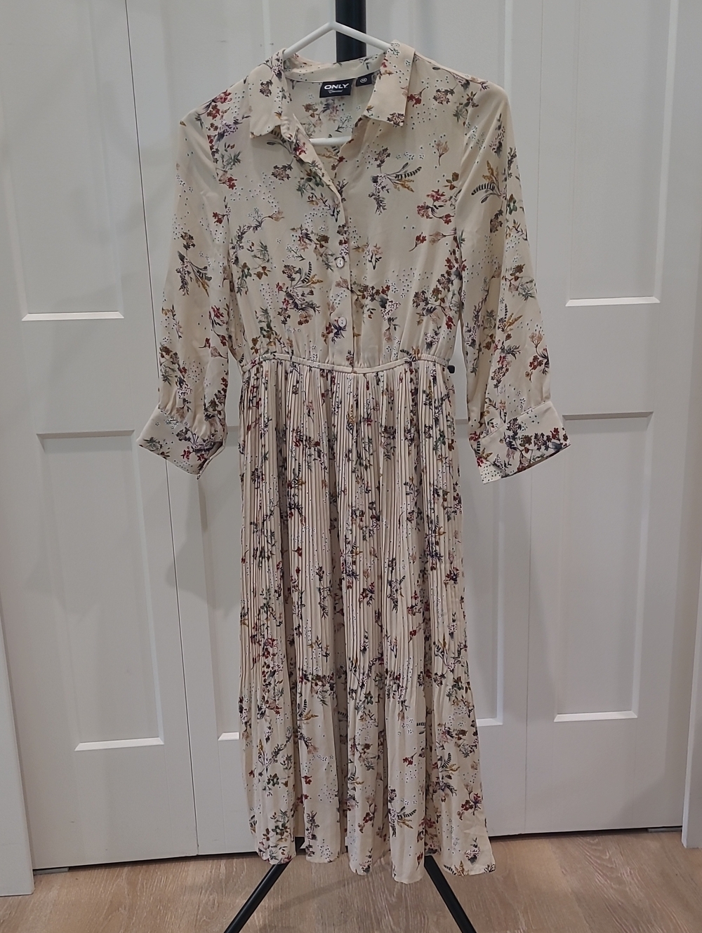 Only Cream Floral Long Sleeve Midi Dress